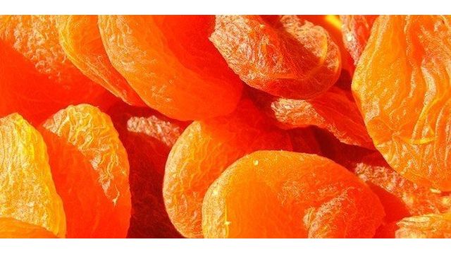 Как правильно сушить абрикосы на курагу