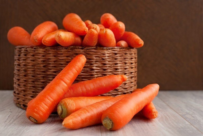Храним морковь