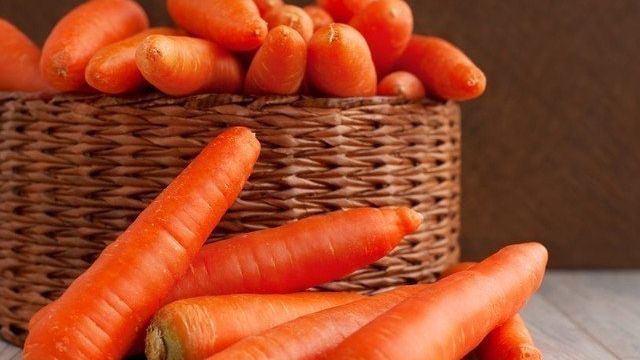 Два универсальных способа хранения моркови дома или в погребе
